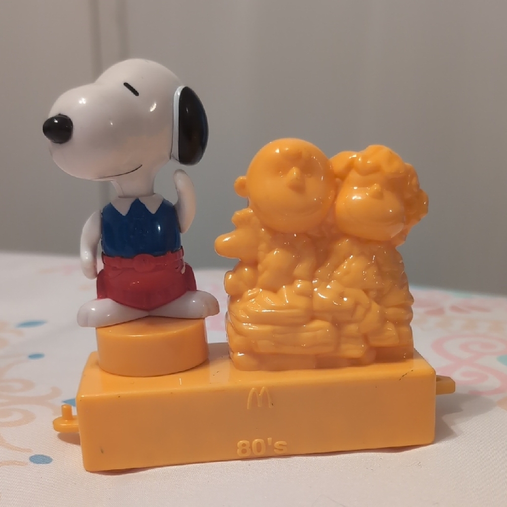 McDonald's 80's Snoopy Toy with Red and Blue Outfit